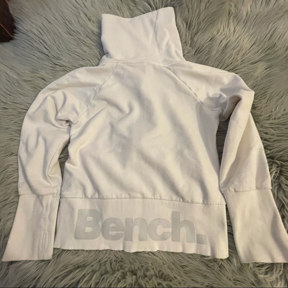 RESERVED. Bench light jacket/sweater
